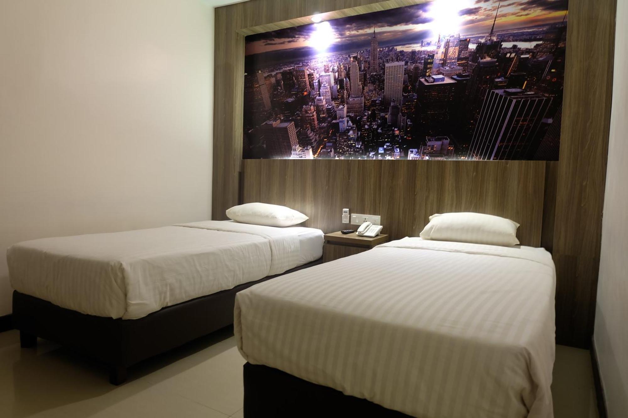 Hotel My Home Sintang ภายนอก รูปภาพ